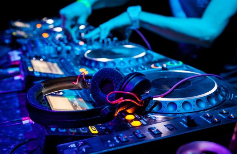 Modern Electronic Music — Art or Just Entertainment?